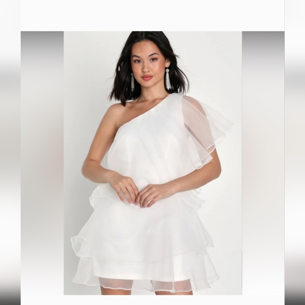 NWT Elegant White One-Shoulder Dress